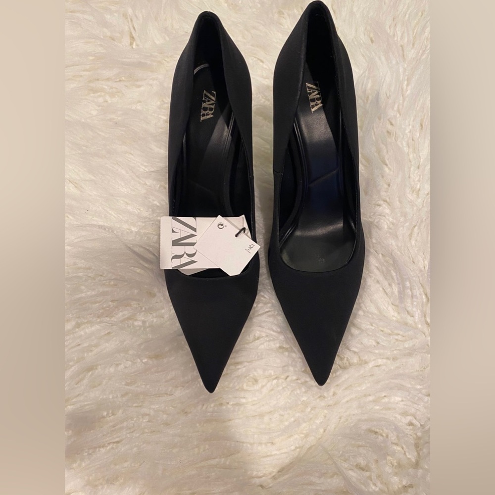 Zara High Heels Size 8.5